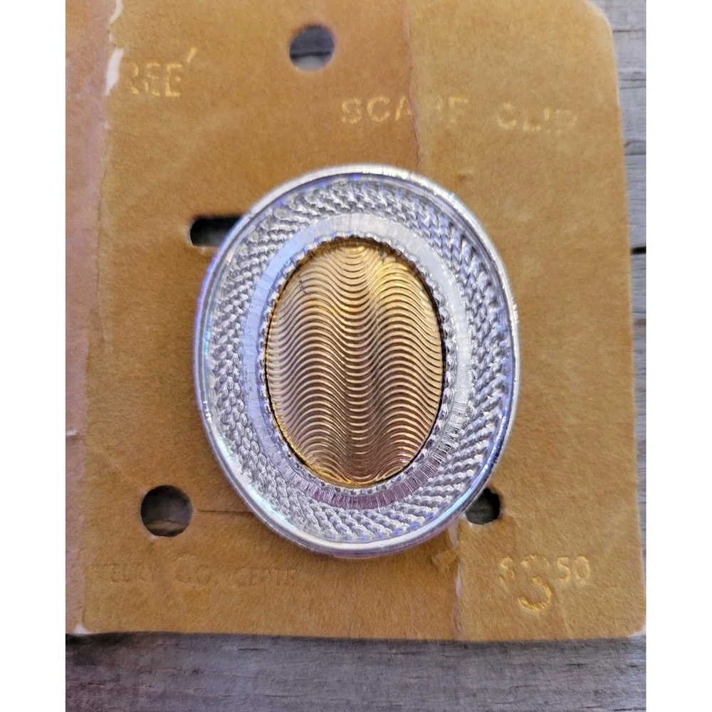 Loree Scarf Clip Vintage Gold Tone Silver Tone Oval‎ Brooch Pin Accessory